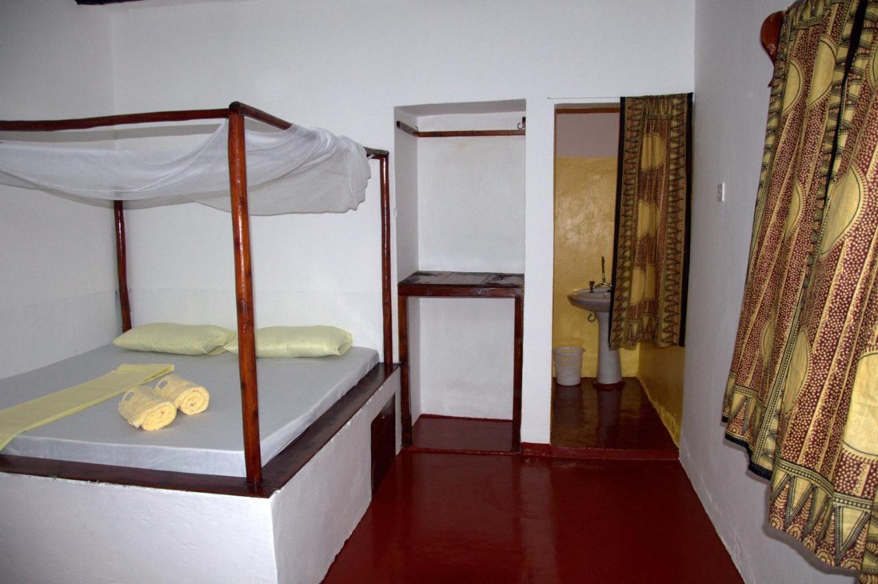Baraka Aquarium Bungalows Nungwi Habitación foto